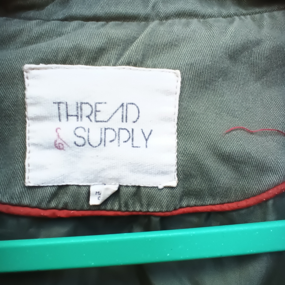 Thread & supply jacket - Picture 3 of 6